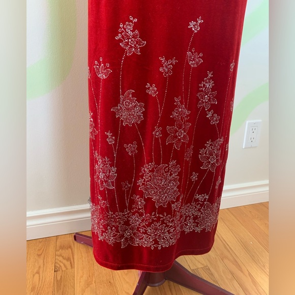 90s Velvet Red Maxi Dress - Picture 3 of 5